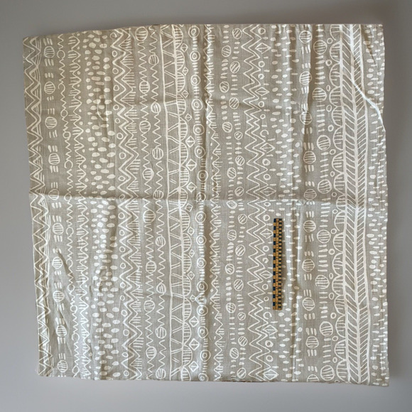 Lee Jofa Blithfield Kirby Pale Taupe Linen Blend Fabric 45x90 orig 373yd. - Picture 2 of 2